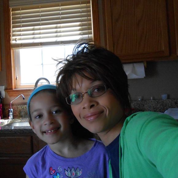 Meet your Posher, Cassandra - Picture 1 of 1